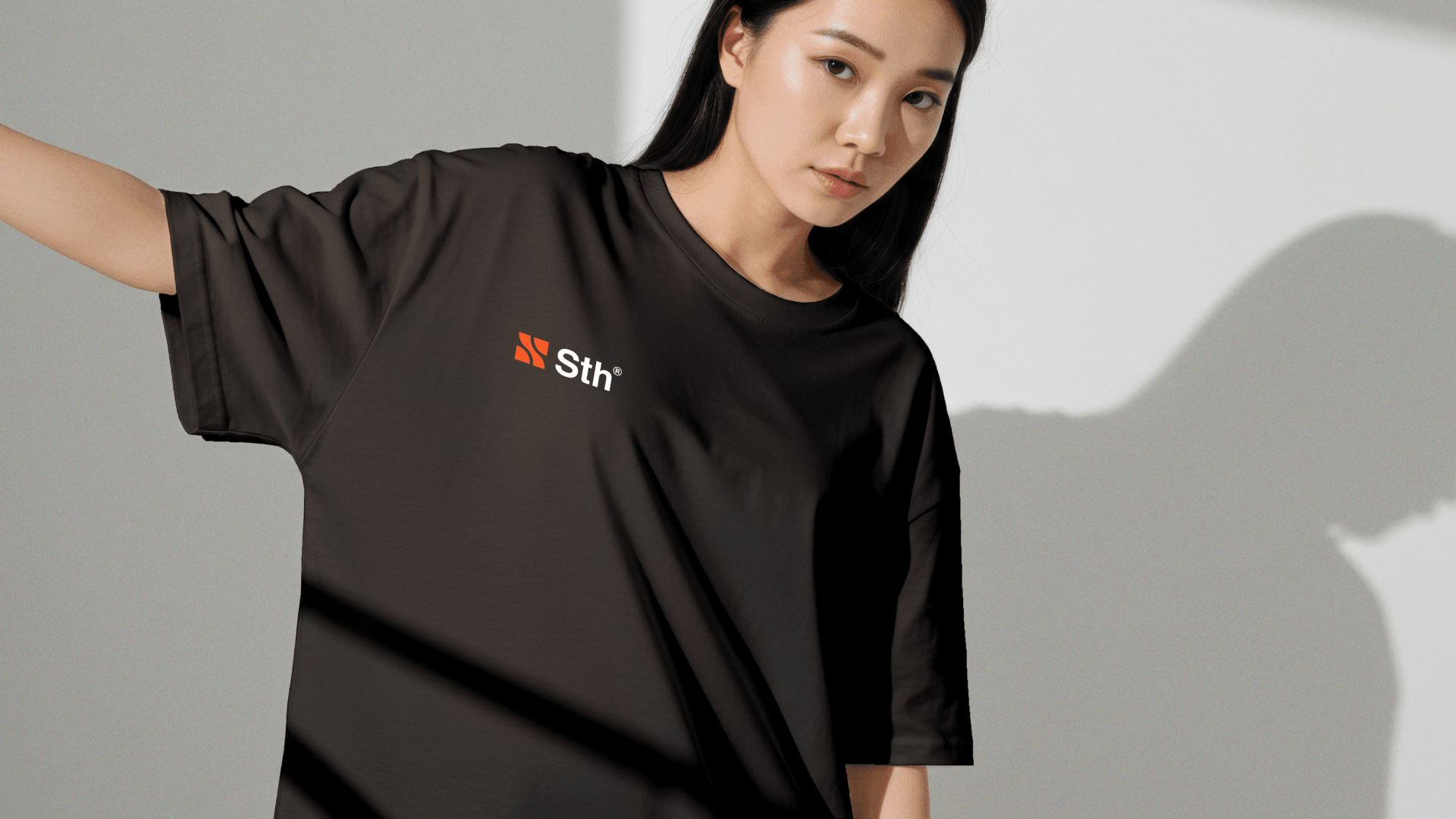 Ứng dụng logo STH trên trang phục